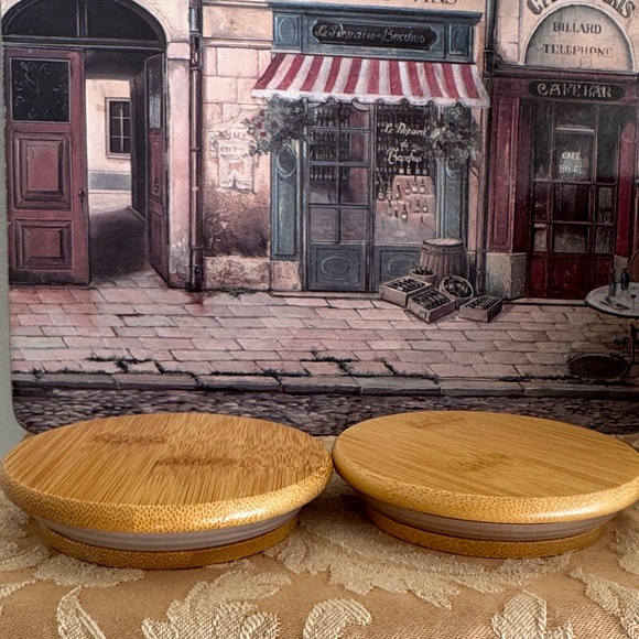 The Girlfriend From AARP Butterfly Ceramic Canisters Set 2 Wood Lids NWOT - Picture 7 of 13